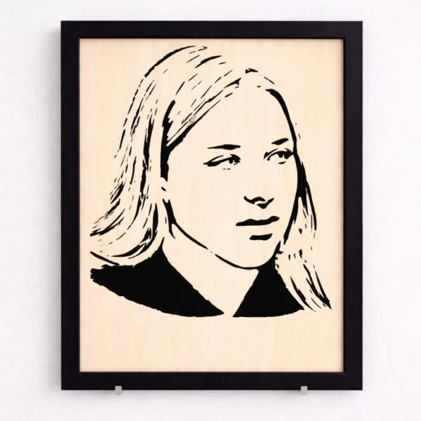 Portrait bois Helena Bailly